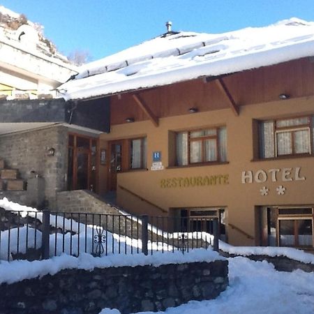 Hotel Escalar Пантикоса Экстерьер фото